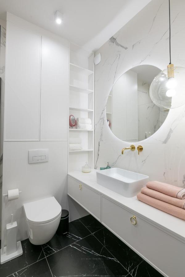 وارسو Nexthome Boutique Apartments Karolkowa Klimatyzacja Air Conditioning المظهر الخارجي الصورة